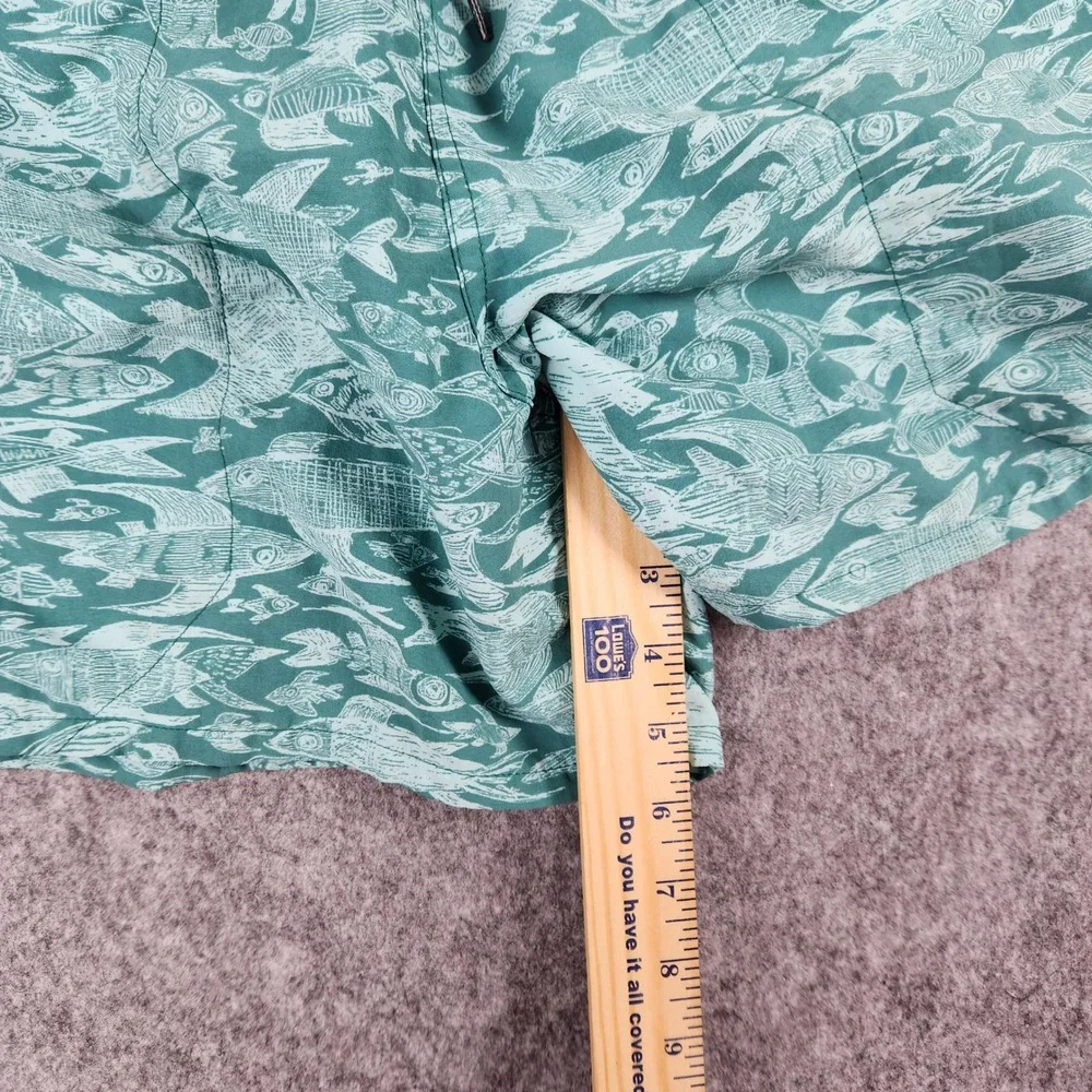 Patagonia Baggies Shorts Mens M Green Hexy Fish Print Mesh Lined Swim Trunks